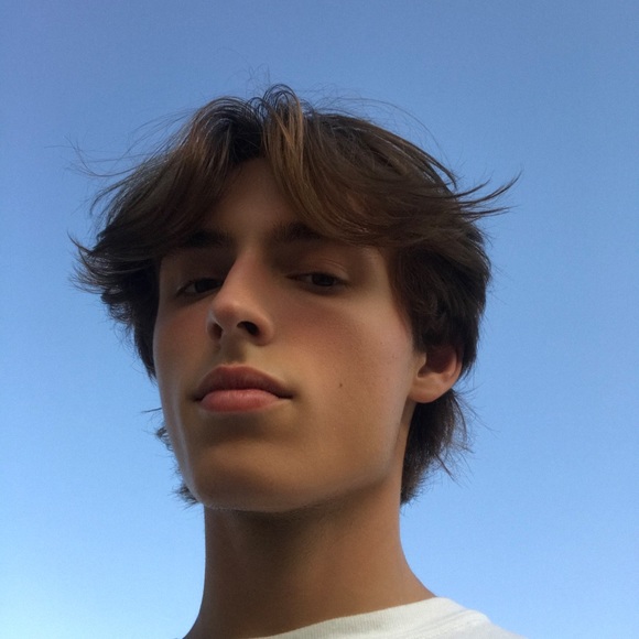 Meet your Posher, Lucas - Picture 1 of 1